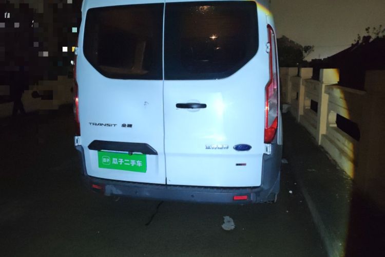 Used Ford Transit 2017 2.0T Diesel Multi-Function Commercial Vehicle Mid-Drive Mid-Roof China V Standard Rear