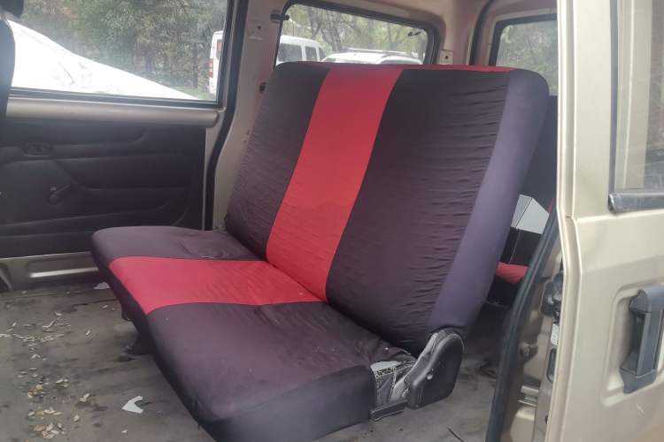 Used Wuling Rongguang 2011 1.2L Base Version