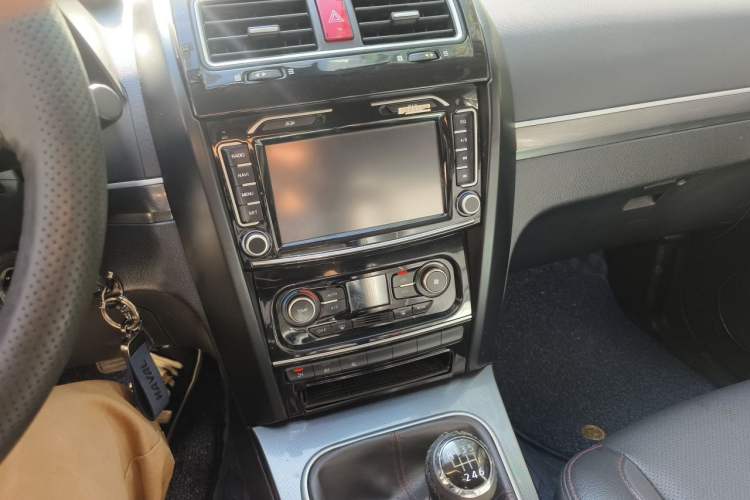 Used Haval H5 Classic 2013 Zhizun Edition 2.0T Manual 4x4 Elite Model
