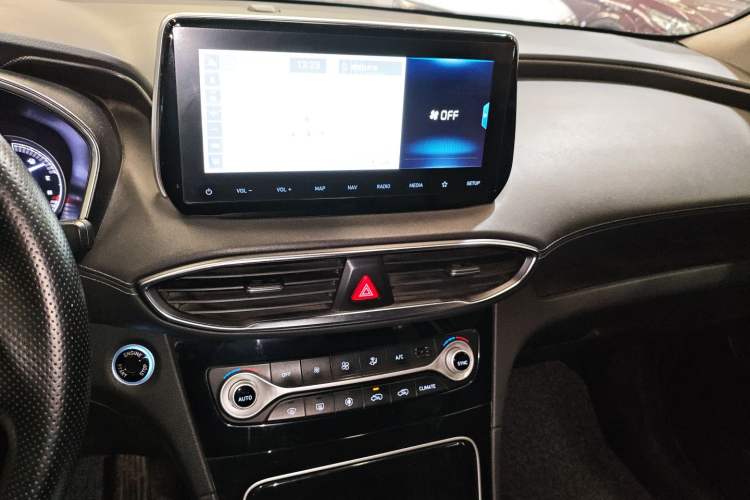 Used Hyundai Santa Fe 2019 380 TGDi DLX Automatic 2WD Prestige Edition China VI Standard
