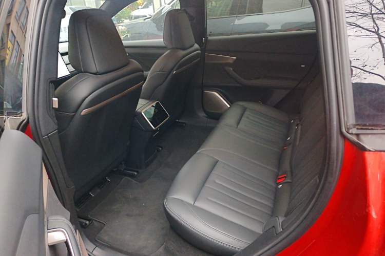 Used ONVO L60 2024 60 kWh All-Wheel Drive