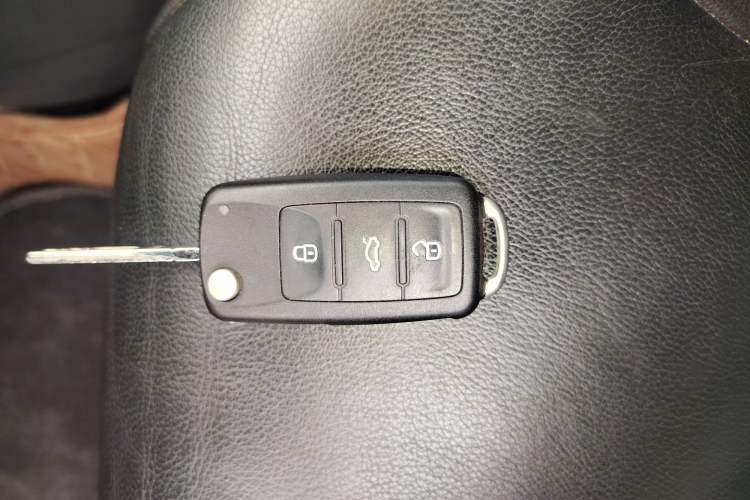 Used Volkswagen Sagitar 2015 1.6L Automatic Comfort Model