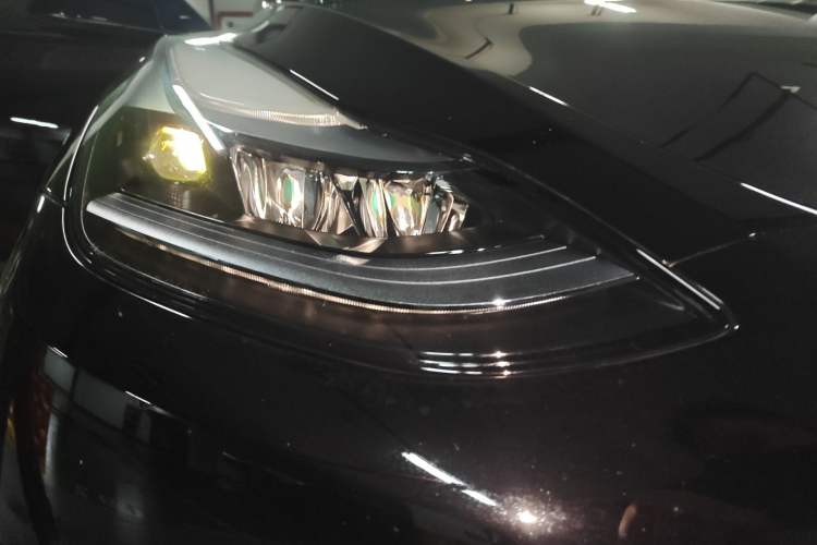 Used Tesla Model Y 2022 Revised Version Rear-Wheel Drive Right Front Headlight