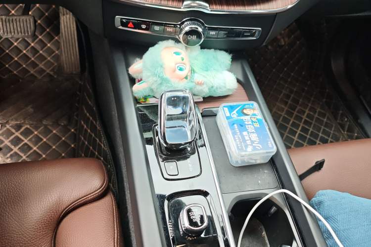 Used Volvo XC60 2022 B5 4x4 Smart Luxury Edition