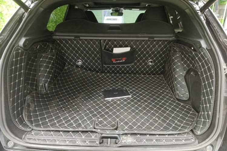 Used Lynk & Co 01 2021 2.0TD Four-Wheel Drive Dark Night Edition
