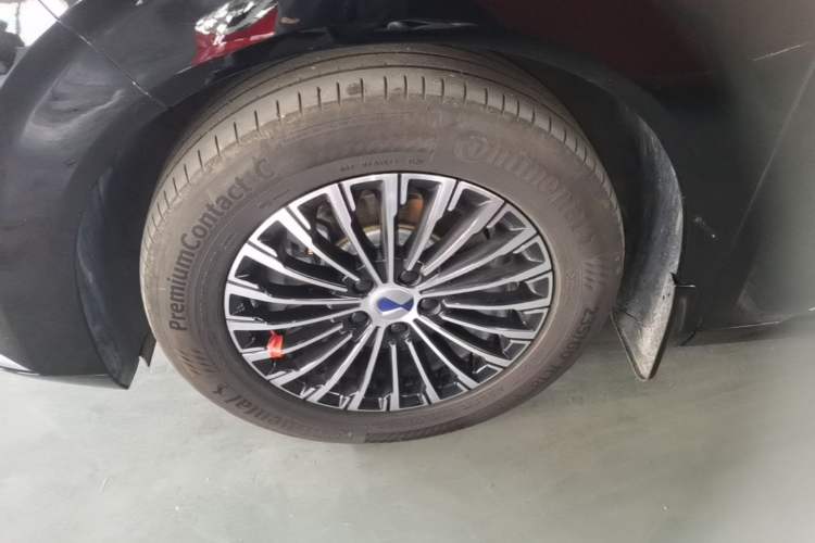 Used Denza D9 2024 DM-i 980 Four-Wheel Drive Prestige Model

