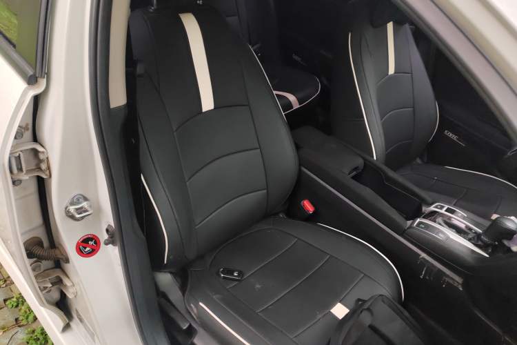 Used Honda Civic 2016 220TURBO CVT Luxury Edition Right Front Seat