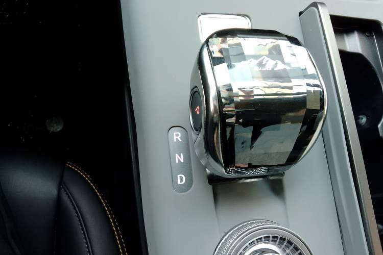 Used BAIC Off-Road BJ30 2024 1.5T Magic Electric Drive Advanced Version Gear Lever