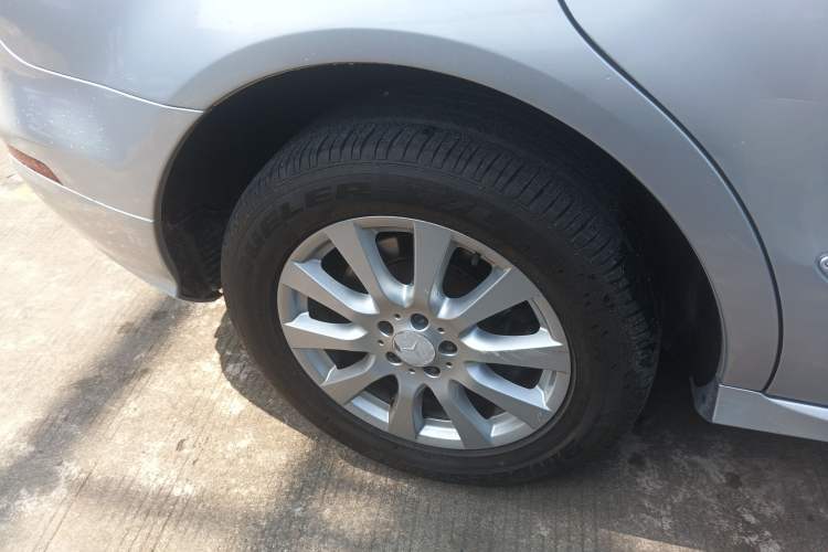 Used Mercedes-Benz R-Class 2011 R 350 L 4MATIC
