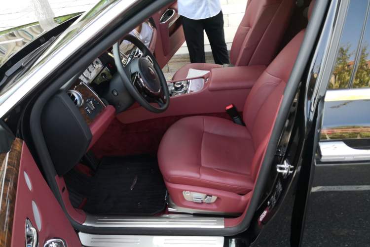 Used Rolls-Royce Ghost 2014 6.6T Extended Version