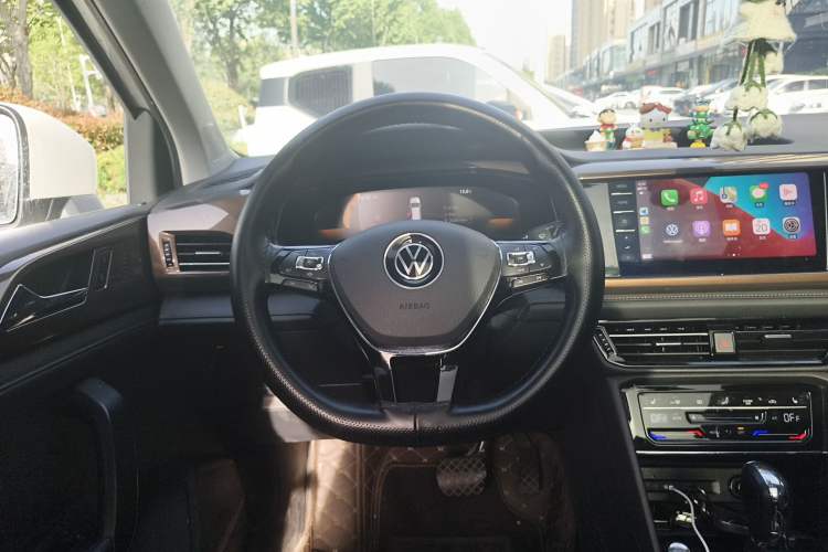 Used Volkswagen Tharu 2022 280TSI Two-Wheel-Drive Luxury Edition