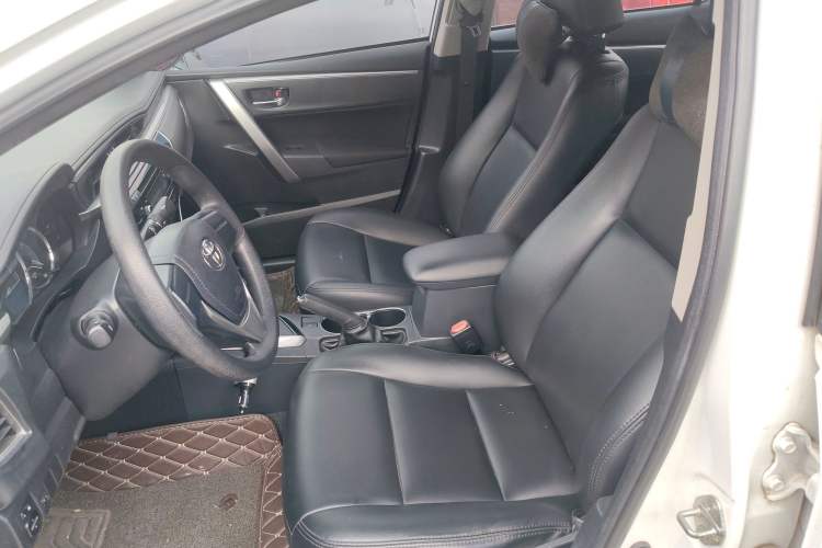 Used Toyota Corolla 2014 1.6L CVT GL Left Front Seat