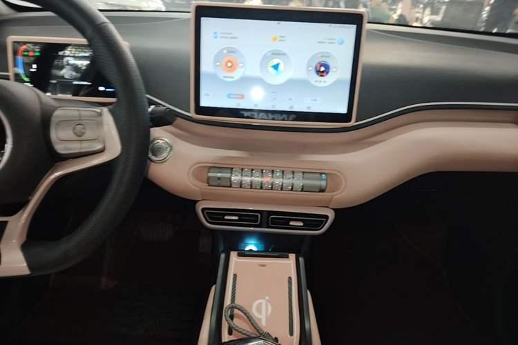 Used BYD Seagull 2024 Honor Edition 305km Dynamic Version Audio And AC Panel
