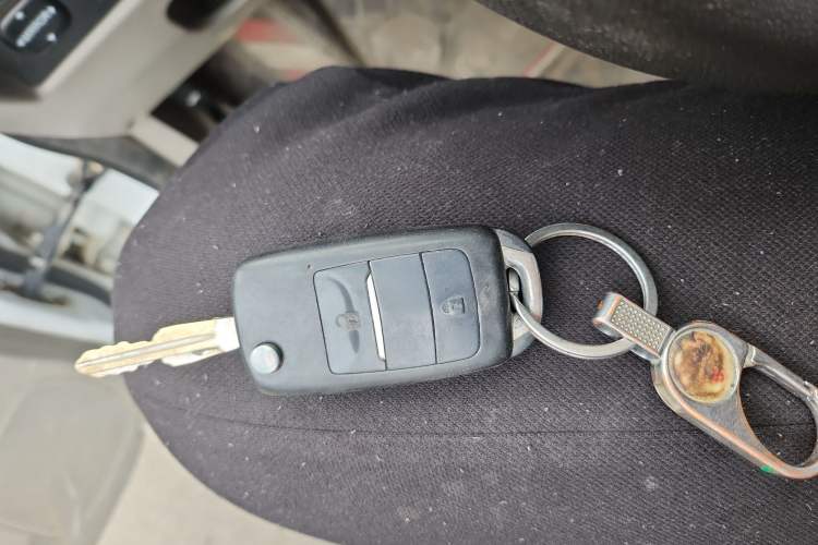 Used Changan Alsvin V3 2012 1.3L Manual Comfort Version China IV Standard