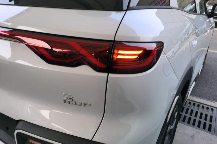 Used BYD Yuan UP 2025 Model 301KM Leading Version