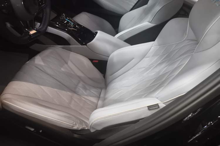 Used BYD Seal 2022 550 km Standard Range Rear-Wheel Drive Elite Version