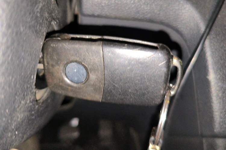 Used Volkswagen Santana 2013 1.6L Manual Comfort Edition
