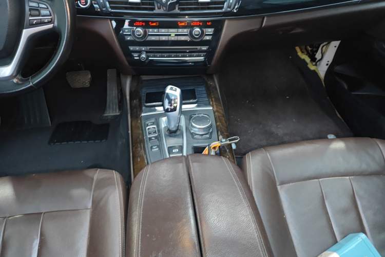 Used BMW X5 2018 xDrive28i
