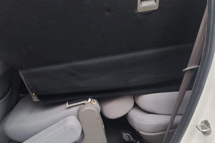 Used BAIC Weiwang M20 2014 1.5L Basic Version DAM15DL Left Rear Seat