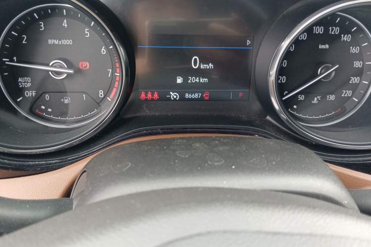 Used Buick Encore GX 2020 20T CVT Two-Wheel Drive Luxury Version Odometer Close Up