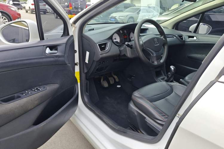 Used Peugeot 308 2014 Enjoy Edition Classic 1.6L Manual YouShang Model