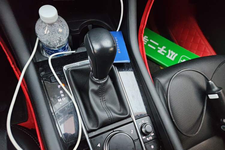 Used Mazda 3 Axela 2022 2.0L Automatic Zhiya Edition Gear Lever