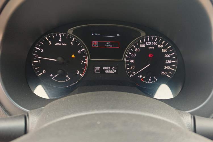 Used Nissan Teana 2018 2.0L XL Smart Upgrade Edition Odometer Close Up