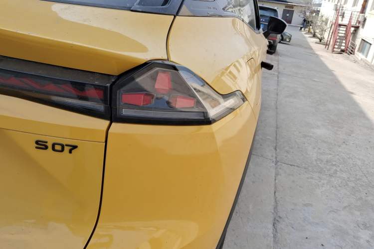 Used Deepal S07 2026 230Ultra with Huawei Qiankun ADS SE Edition Right Rear Taillight