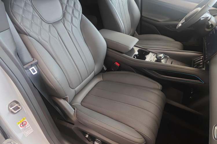 Used BYD Song L EV 2025 Intelligent Driving Version 662 km LiDAR Excellence Edition