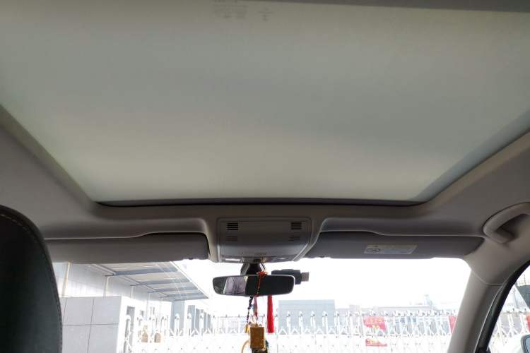 Used Volkswagen Tayron 2020 330TSI Two-Wheel Drive Luxury Smart Connectivity Version