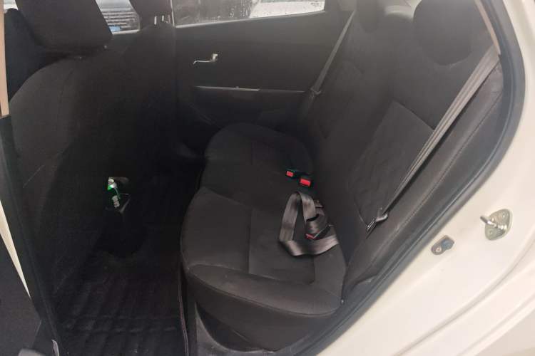 Used Kia K2 2015 Sedan 1.4L MT GLS Left Rear Seat