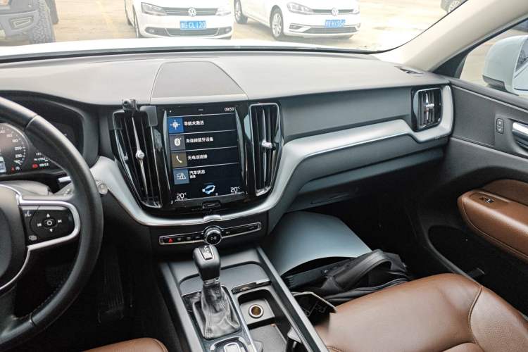 Used Volvo XC60 2018 T5 4x4 Zhiyi Edition