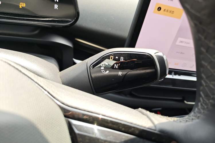 Used Volkswagen ID.UNYX 2024 Revised Pro Long-Range Version Gear Lever