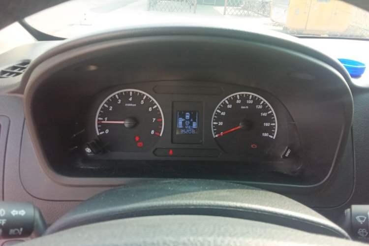 Used FORTHING Lingzhi PLUS 2021 2.0L Manual Luxury 7-Seater
