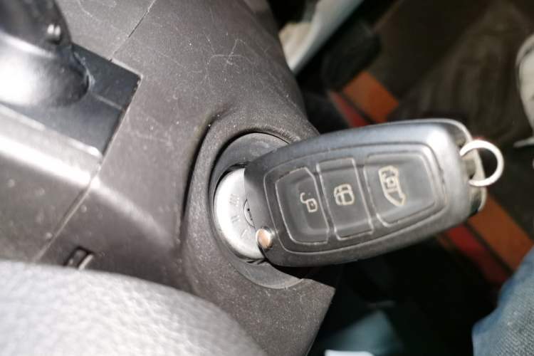 Used Ford Tourneo Custom 2020 2.0T Automatic Elite Edition China VI Standard