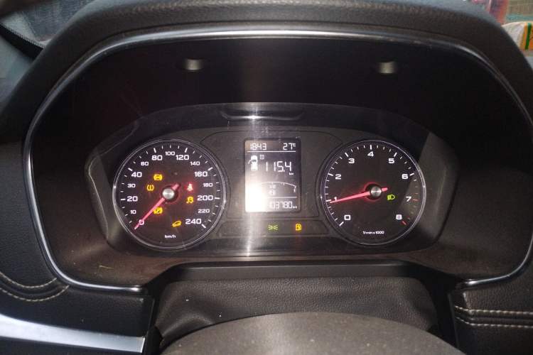 Used Roewe RX5 2016 20T Two-Wheel Drive Automatic Internet Smart Edition