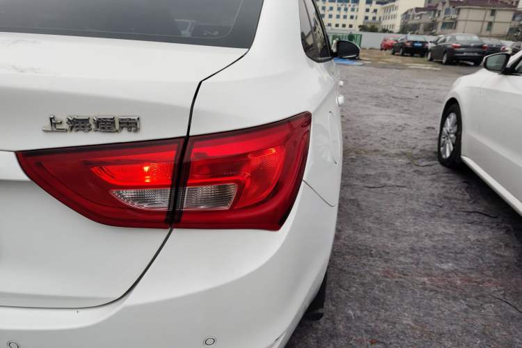 Used Buick GT 2015 15N Automatic Deluxe Edition