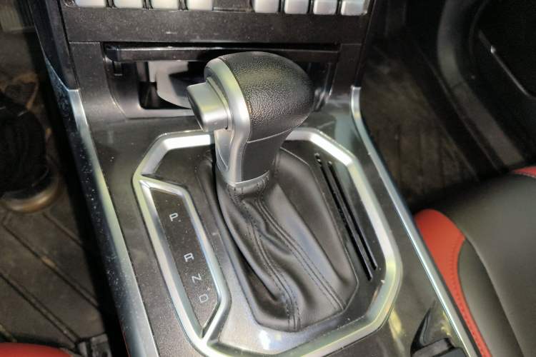 Used Haval H4 2019 Red-Label 1.5 GDIT DCT Luxury Smart Connectivity Model