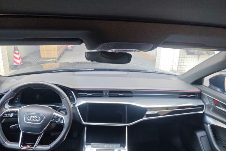 Used Audi A6L 2019 40 TFSI Luxury Dynamic Model
