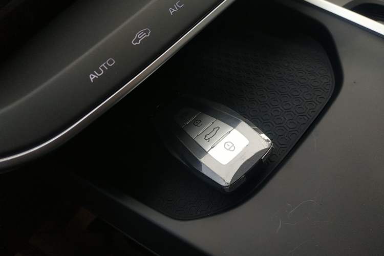 Used Geometry A 2024 500KM Travel Edition
