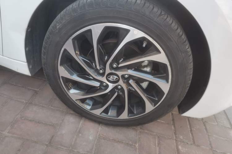 Used Hyundai Elantra (6th Generation / Lingdong) 2019 1.4T Dual-Clutch Xuan Dong · Dynamic Model