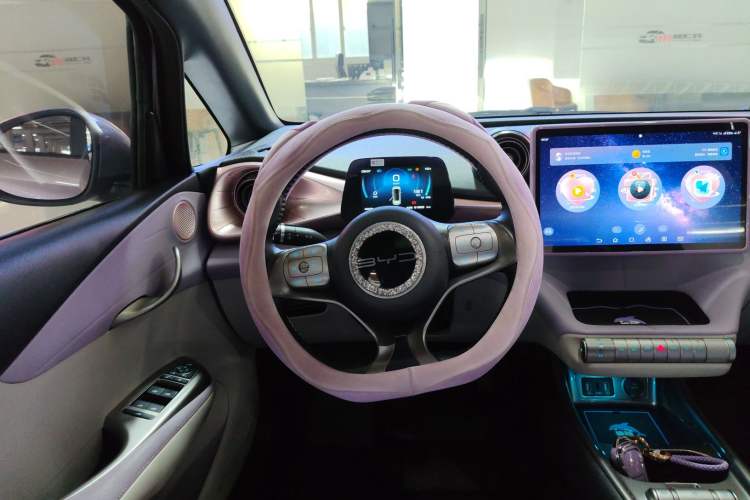 Used BYD Dolphin 2023 420 km Fashion Edition