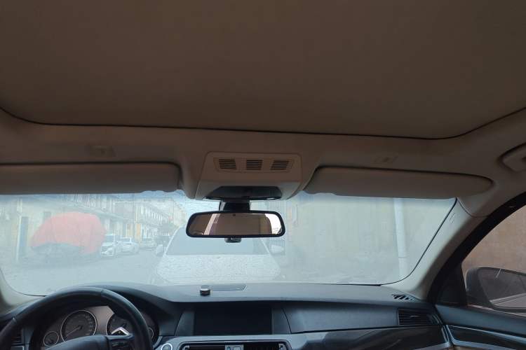 Used BMW 5 Series 2011 535Li Leading Model