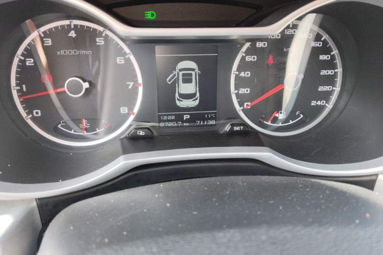 Used Geely Auto Emgrand X7 Sport 2018 1.8TD Automatic Two-Wheel Drive Zhiya Model