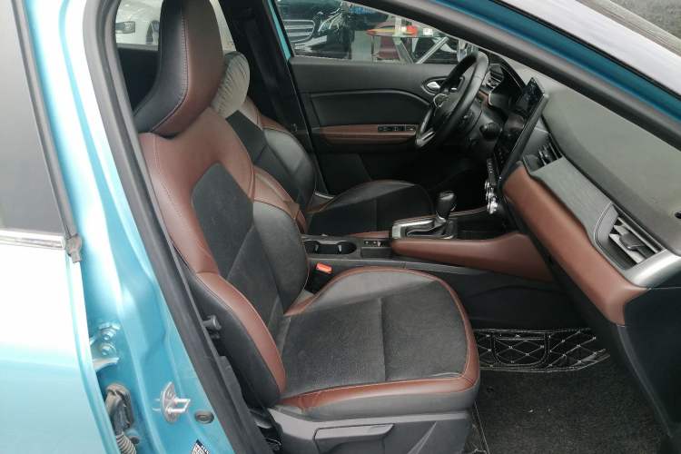 Used Renault Clio 2019 TCe270 Automatic Prestige Model
