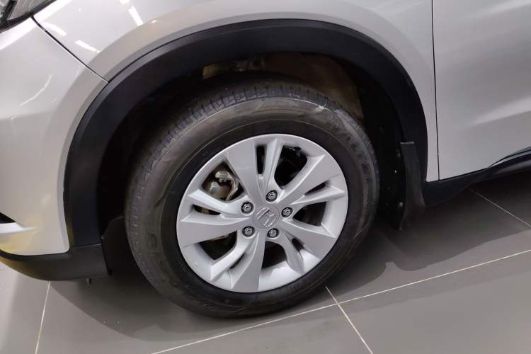 Used Honda Vezel 2015 1.8L CVT 2WD Elite Model
