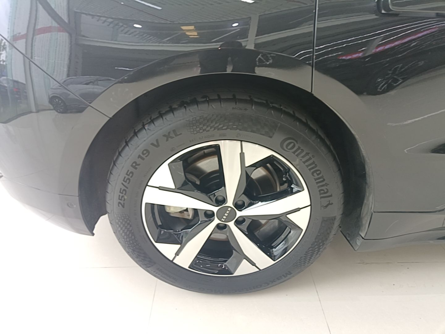 Zeekr 001 2023 WE Edition 86 kWh — снимка 11