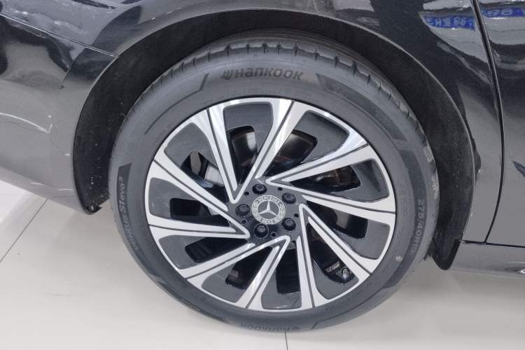 Used Mercedes-Benz E-Class 2024 E 300 L Luxury Model Right Rear Wheel Hub