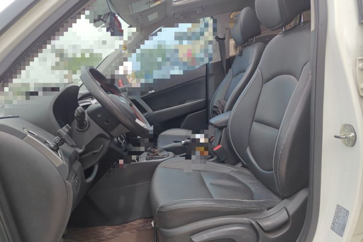 Used Hyundai ix25 2015 1.6L Automatic Two-Wheel Drive Smart GLS Trim Left Front Seat