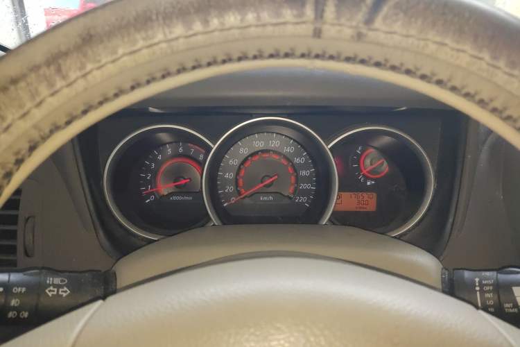 Used Nissan Sylphy 2009 2.0XL CVT Luxury Edition Instrument Cluster